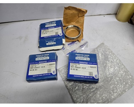 Daihatsu DL-20 Spares